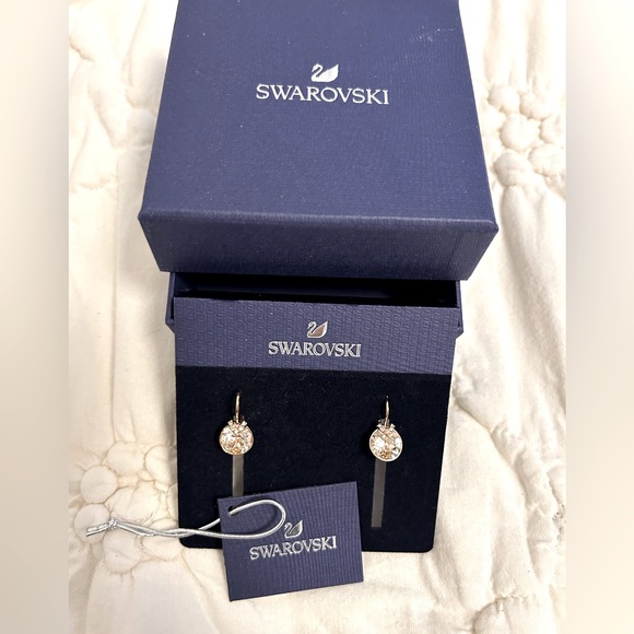 *New* Swarovski Bella V drop earrings - Picture 3 of 5